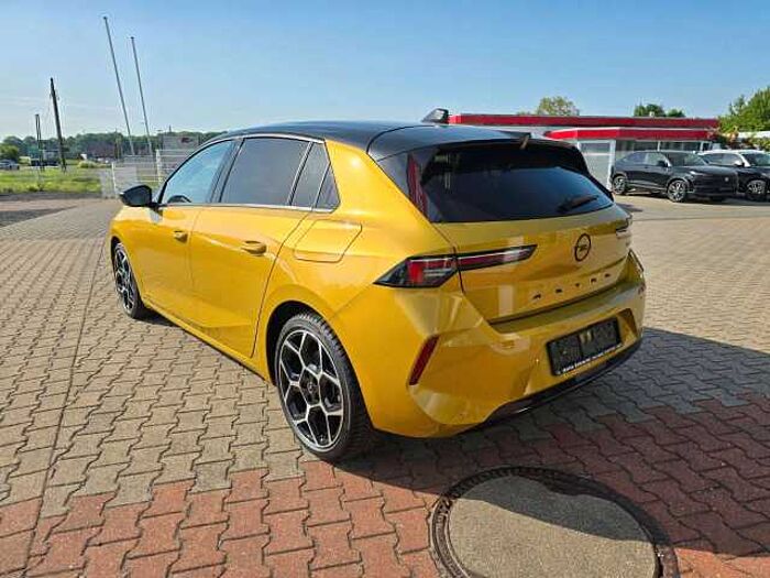 Opel Astra L Ultimate Paket PHEV Schiebedach HUD LED