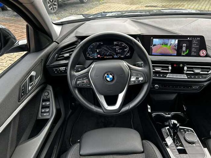 BMW 118 i Sport Line