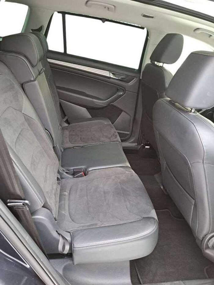 SKODA Kodiaq Style 2,0 TDI DSG ACC PANO Matrix LED 7-S
