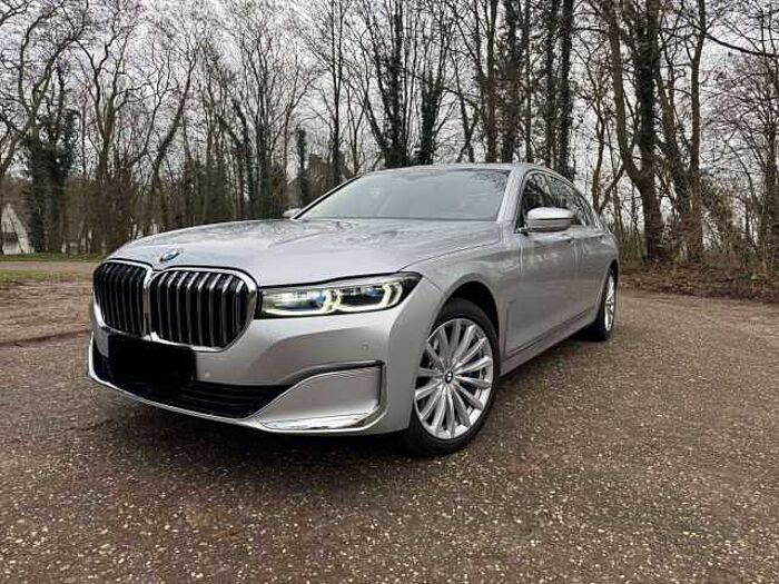 BMW 750 LixDrive KöniglicherVorbesitz Voll Ausstatung