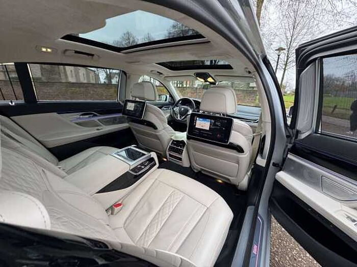 BMW 750 LixDrive KöniglicherVorbesitz Voll Ausstatung